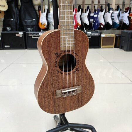 Укулеле концерт FLIGHT DUC323 MAH цвет натуральный чехол в комплекте Укулеле концерт FLIGHT DUC323 MAH цвет натуральный чехол в комплекте