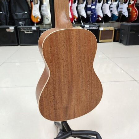 Укулеле концерт FLIGHT DUC323 MAH цвет натуральный чехол в комплекте Укулеле концерт FLIGHT DUC323 MAH цвет натуральный чехол в комплекте