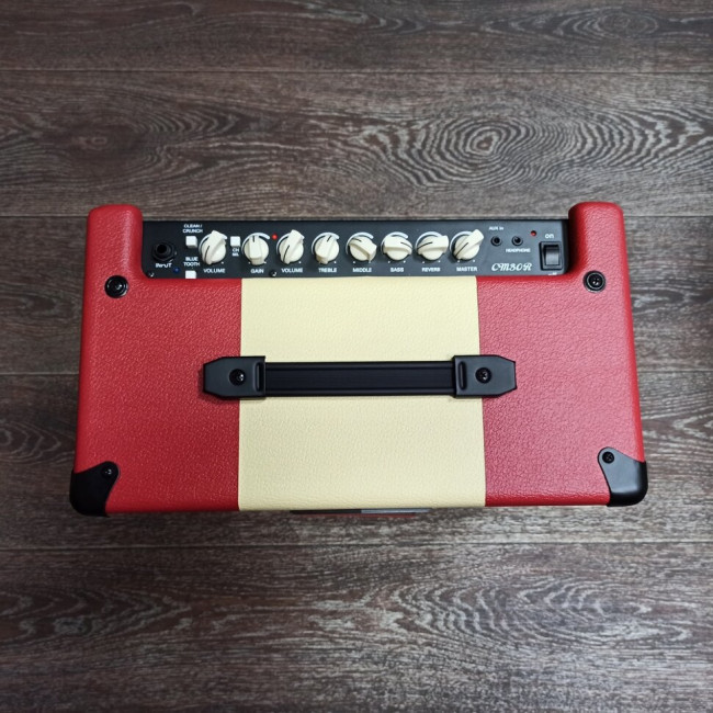 Гитарный комбоусилитель Cort CM30R-EU-DR CM Series 30Вт красный