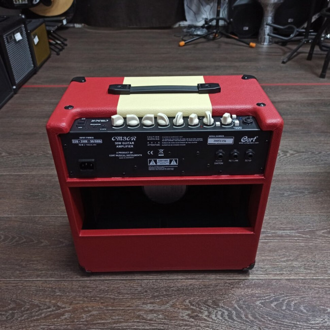 Гитарный комбоусилитель Cort CM30R-EU-DR CM Series 30Вт красный