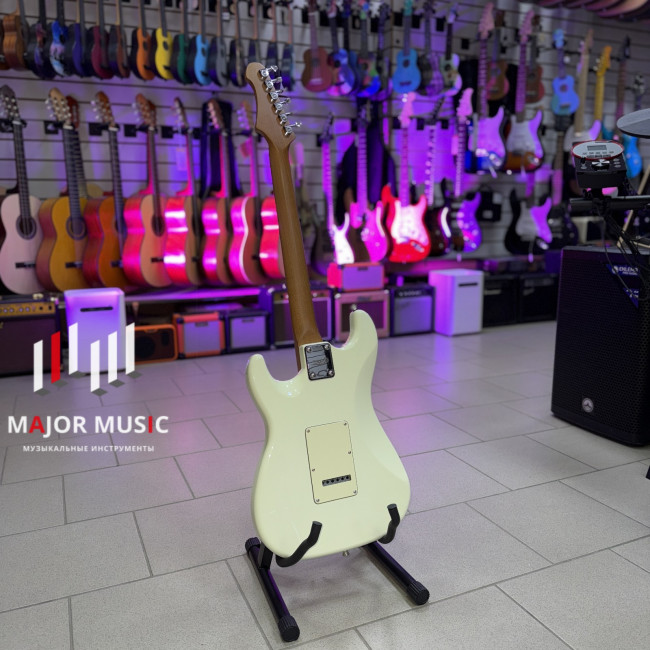 б/у Электрогитара JET JS-300OW цвет белый* б/у Электрогитара JET JS-300OW цвет белый*