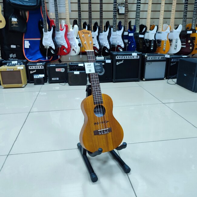 Укулеле концерт VESTON KUC100 AC цвет натуральный