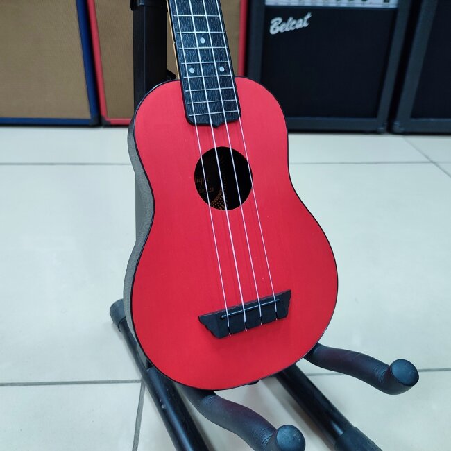 Укулеле сопрано FLIGHT TUS-35 RD Travel цвет красный чехол в комплекте Укулеле сопрано FLIGHT TUS-35 RD Travel цвет красный чехол в комплекте