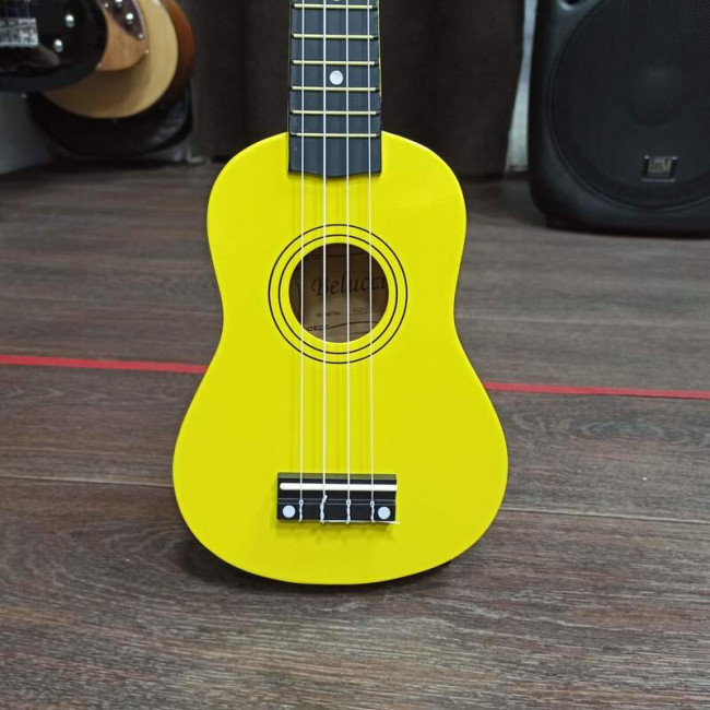 Укулеле сопрано Belucci XU21-11 Yellow