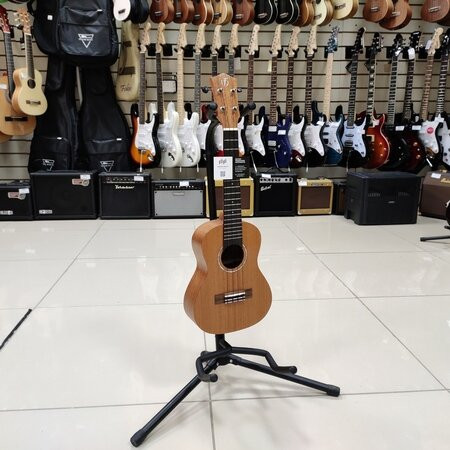 Укулеле концерт FLIGHT ANTONIA C цвет натуральный чехол в комплекте Укулеле концерт FLIGHT ANTONIA C цвет натуральный чехол в комплекте