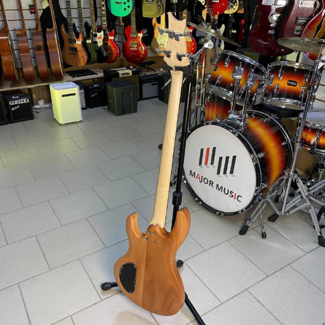 Бас-гитара Clevan CB-40-NA цвет натуральный