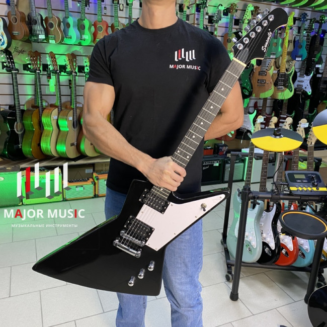 Электрогитара Sunsmile SFB-40 цвет черный