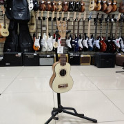 Укулеле сопрано FLIGHT DUS320 SP/ZEB чехол в комплекте