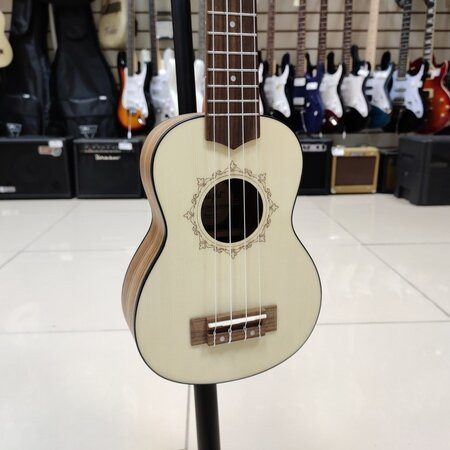 Укулеле сопрано FLIGHT DUS320 SP/ZEB чехол в комплекте