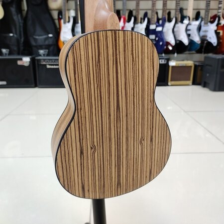 Укулеле сопрано FLIGHT DUS320 SP/ZEB чехол в комплекте