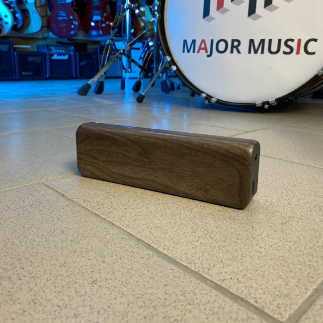 Комбоусилитель для гитары/укулеле Flight Tiny 6 Walnut цвет орех Комбоусилитель для гитары/укулеле Flight Tiny 6 Walnut цвет орех