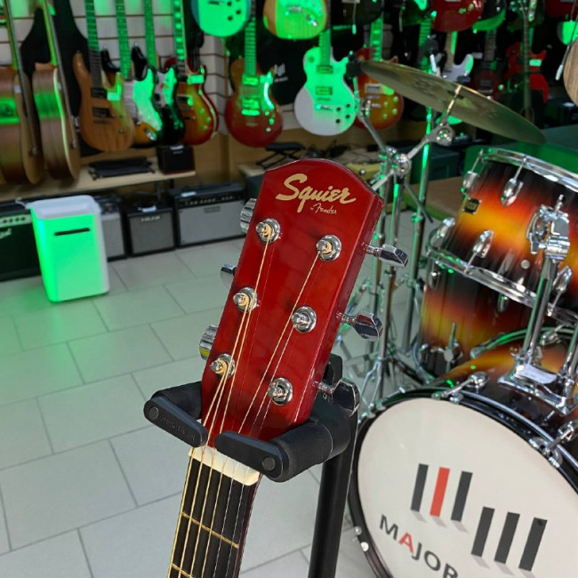 Акустическая гитара Fender Squier SA-150 Акустическая гитара Fender Squier SA-150