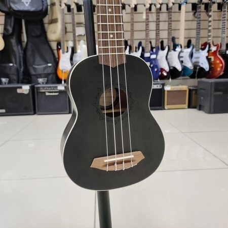 Укулеле сопрано FLIGHT NUS 380 TOPAZ чехол в комплекте Укулеле сопрано FLIGHT NUS 380 TOPAZ чехол в комплекте