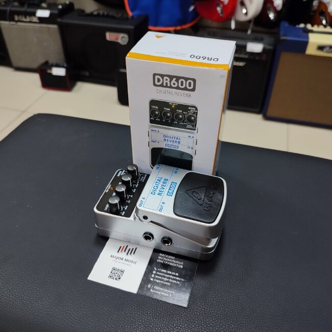Педаль эффектов Behringer DR600 реверберация
