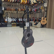 Укулеле сопрано FLIGHT TUS-21P Travel цвет черный с рисунком чехол в комплекте