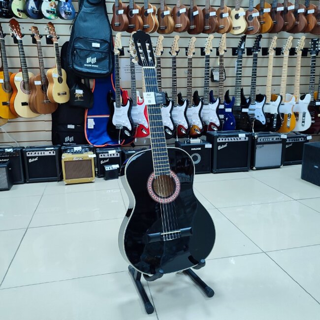 Классическая гитара HOMAGE LC-3911-BK цвет черный