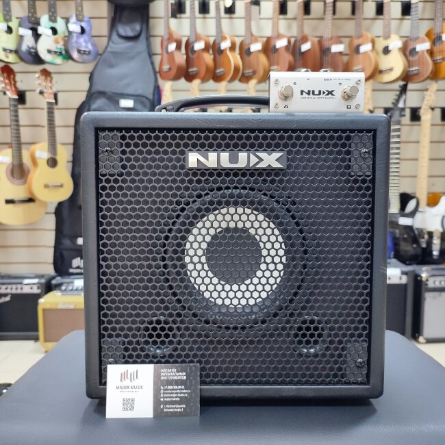 Комбоусилитель для бас-гитары Nux Cherub Mighty-Bass-50BT