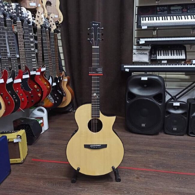 б/у Трансакустическая гитара Enya EA-X2CPRO/S3.EQ