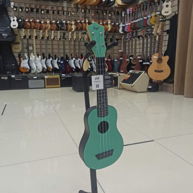 Укулеле сопрано FLIGHT TUS-35 LB Travel цвет голубой чехол в комплекте Укулеле сопрано FLIGHT TUS-35 LB Travel цвет голубой чехол в комплекте