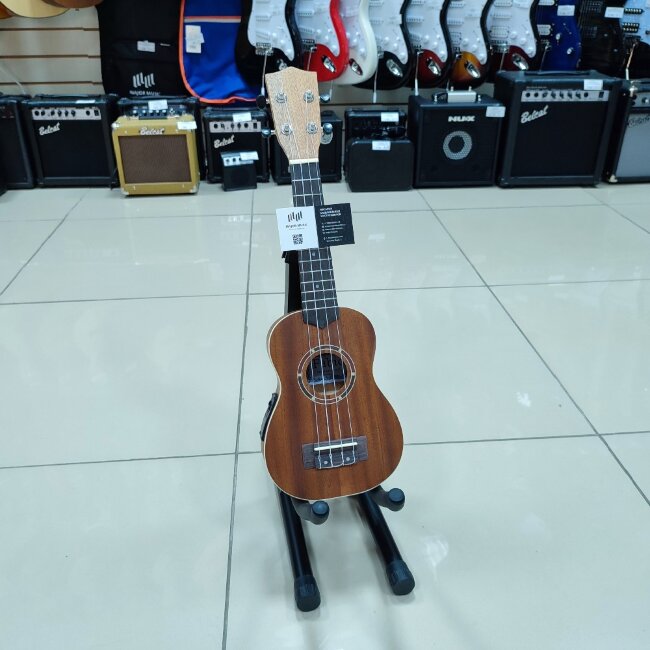 Укулеле сопрано Fabio UK21-550EQ цвет махагони с подключением