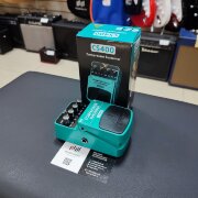 Педаль эффектов Behringer CS400 "Компрессор/Сустейнер" Педаль эффектов Behringer CS400 "Компрессор/Сустейнер"