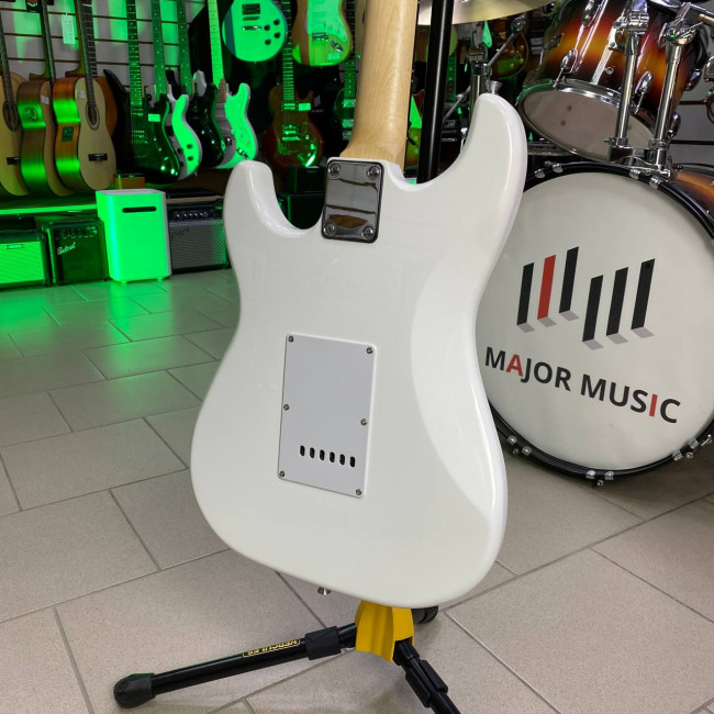 Электрогитара Rockdale Stars HSS WH цвет белый Электрогитара Rockdale Stars HSS WH цвет белый