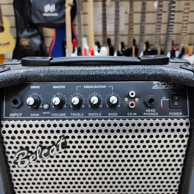 Гитарный комбоусилитель Belcat S15G 15Вт Гитарный комбоусилитель Belcat S15G 15Вт