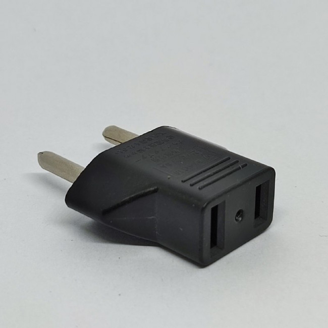 Переходник на розетку US-EU черный Переходник на розетку US-EU черный