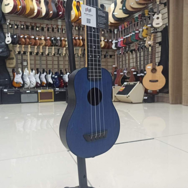 Укулеле сопрано FLIGHT TUSL-35 DB Travel с грифом концерт чехол в комплекте Укулеле сопрано FLIGHT TUSL-35 DB Travel с грифом концерт чехол в комплекте