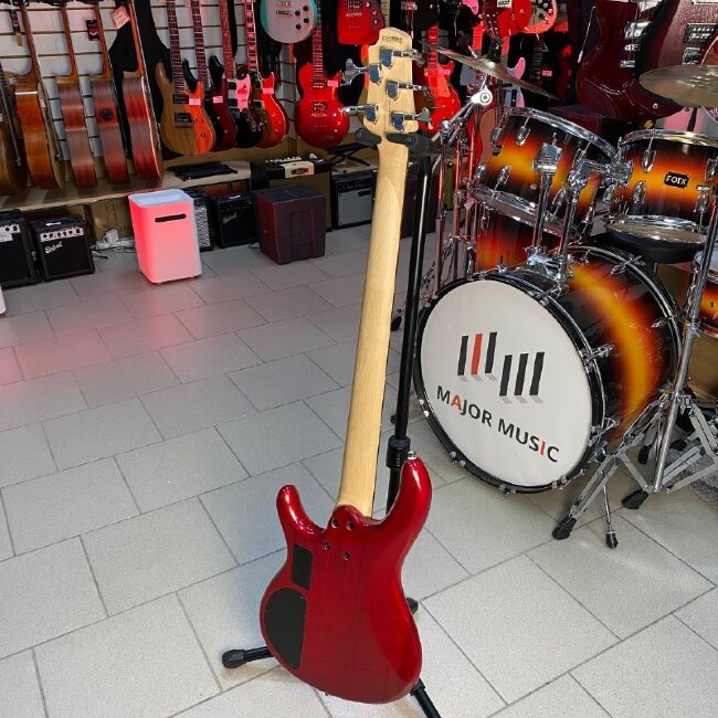 Бас-гитара 5-струнная Cort Action-Bass-V-Plus-TR Action Series красная