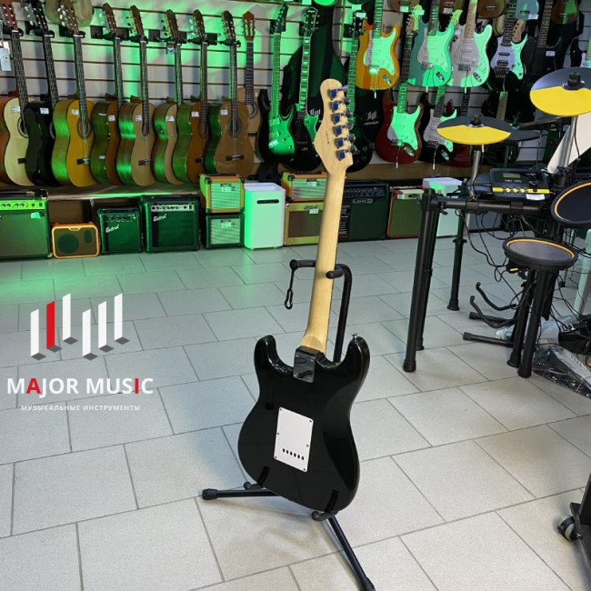 L-G1-ST-BK Электрогитара, черная, Smiger