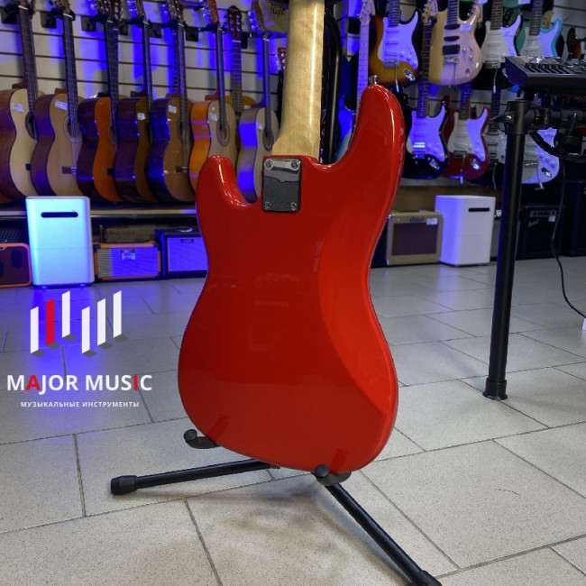 б/у Бас-гитара Homage HEB710RD (пресижн)*