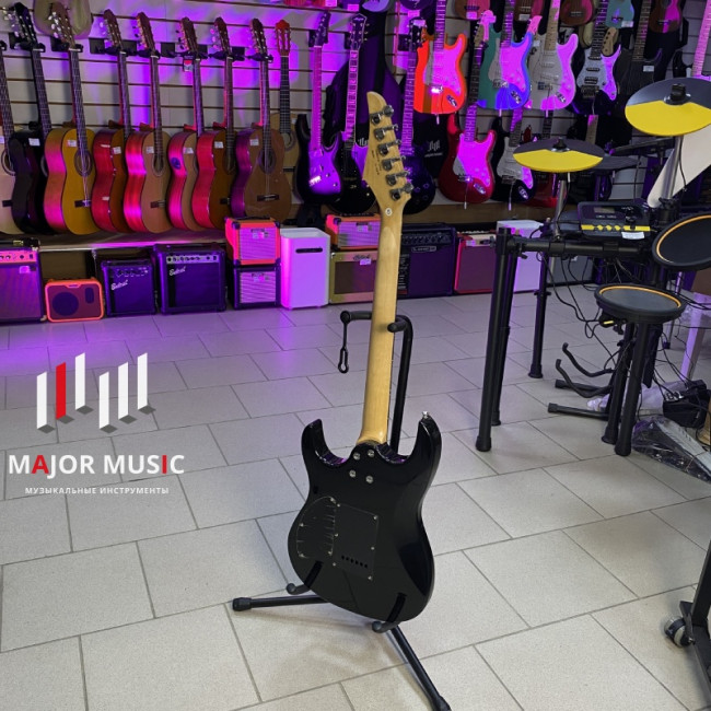 L-G4-BK Электрогитара, черная, Smiger