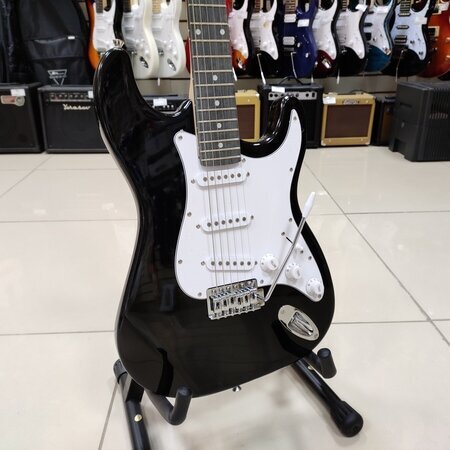 Электрогитара Terris TST-39 BK цвет черный SSS