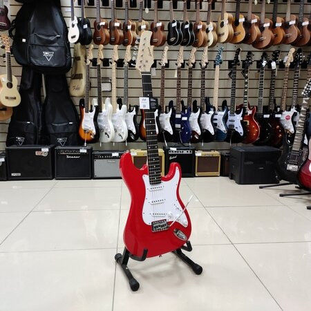 Электрогитара Terris TST-39 RD цвет красный SSS