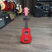 Укулеле сопрано Listen LIS-100RED красный Укулеле сопрано Listen LIS-100RED красный