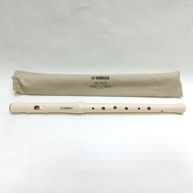 Поперечная блокфлейта сопрано Yamaha YRF-21 "C" Поперечная блокфлейта сопрано Yamaha YRF-21 "C"