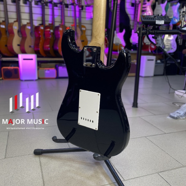 E200LF-BK Электрогитара леворукая, черная, Caraya