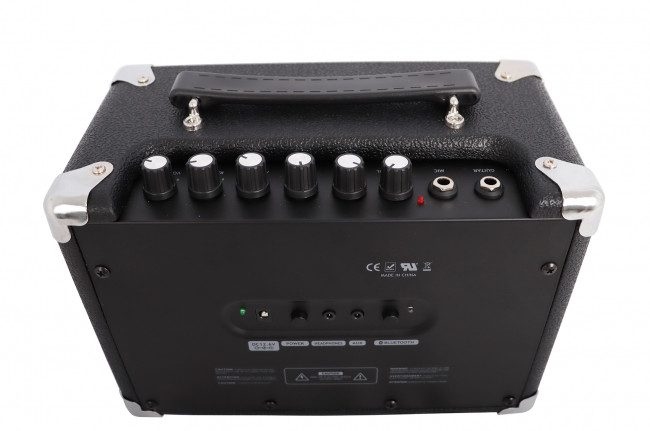 ACC-15 Комбоусилитель для акустической гитары, 15Вт, портативный, Smiger ACC-15 Комбоусилитель для акустической гитары, 15Вт, портативный, Smiger