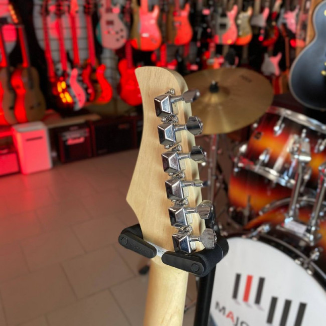 Электрогитара Terris TST-39 WH цвет белый SSS Электрогитара Terris TST-39 WH цвет белый SSS