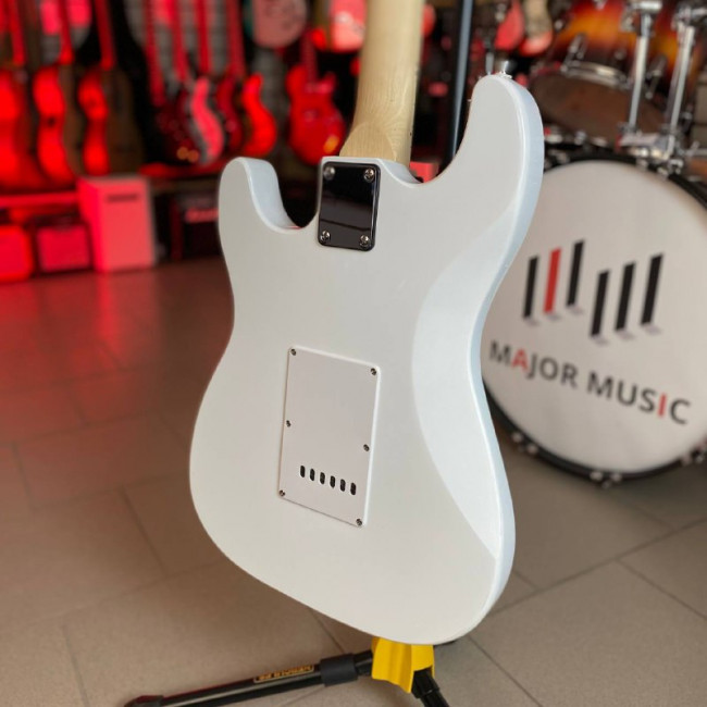 Электрогитара Terris TST-39 WH цвет белый SSS Электрогитара Terris TST-39 WH цвет белый SSS