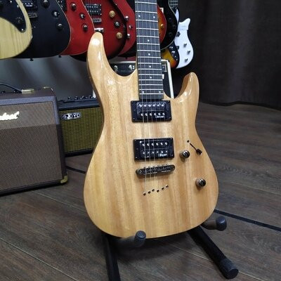 Электрогитара Clevan CS22-N цвет натуральный Электрогитара Clevan CS22-N цвет натуральный