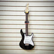 Электрогитара Yamaha PACIFICA 012 BL Электрогитара Yamaha PACIFICA 012 BL