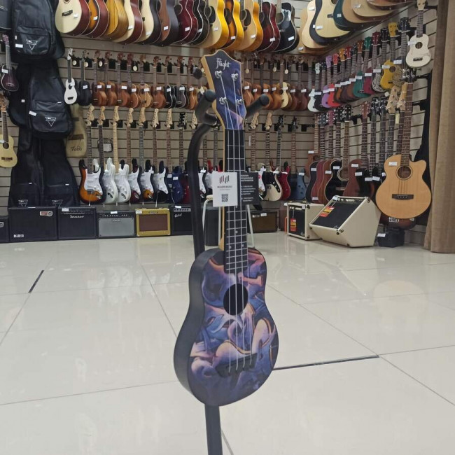 Укулеле сопрано FLIGHT TUS-40 GRAFFITI Travel с рисунком чехол в комплекте Укулеле сопрано FLIGHT TUS-40 GRAFFITI Travel с рисунком чехол в комплекте