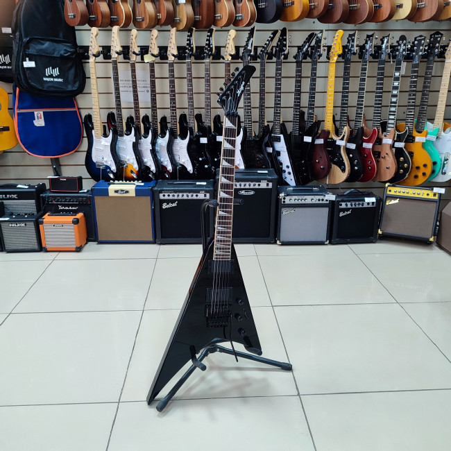 Электрогитара Magna 2000RFR-BK черная Randy Rhoads Электрогитара Magna 2000RFR-BK черная Randy Rhoads