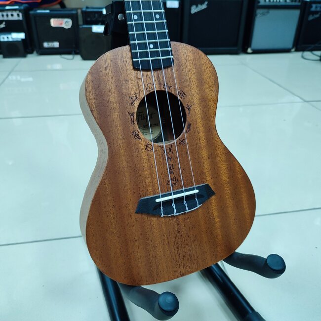 Укулеле концерт FLIGHT DUC373 MAH цвет натуральный чехол в комплекте Укулеле концерт FLIGHT DUC373 MAH цвет натуральный чехол в комплекте