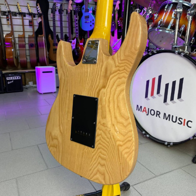 Электрогитара Clevan CST-30N