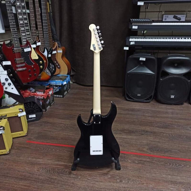 Электрогитара Yamaha PACIFICA112J BL черная Электрогитара Yamaha PACIFICA112J BL черная