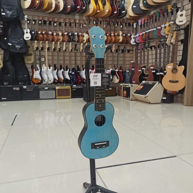 Укулеле сопрано TERRIS PLUS-50LB цвет голубой Укулеле сопрано TERRIS PLUS-50LB цвет голубой