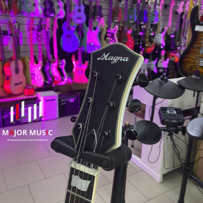 Электрогитара Magna 2000L-WH белая Les Paul Электрогитара Magna 2000L-WH белая Les Paul